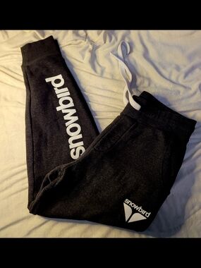Snowbird Womens Black Logo Jogger Sweatpants